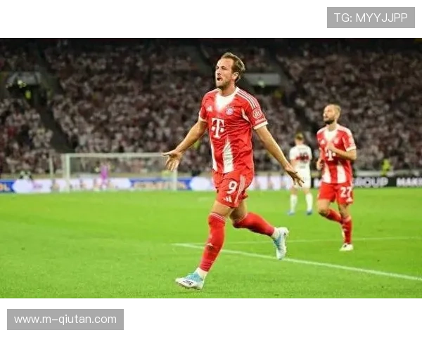 十人拜仁力克巴黎，豪取赛季开局16连胜