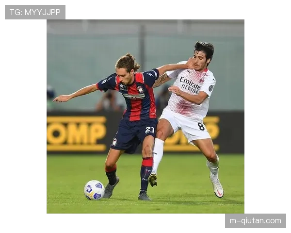 特写:米兰设计周呈现足球主题展览,展示意甲百年队服设计演变 特写:米兰设计周呈现足球主题展览,展示意甲百年队服设计演变